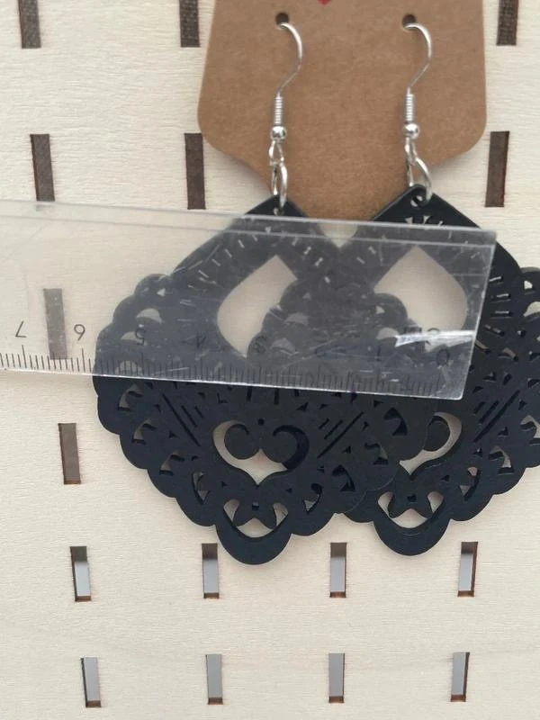 Wooden earrings model 1 – photo 4